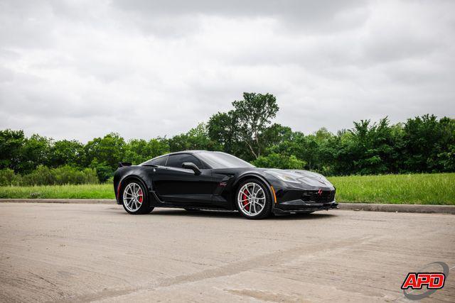 Photo of 2017 Black Chevrolet Corvette