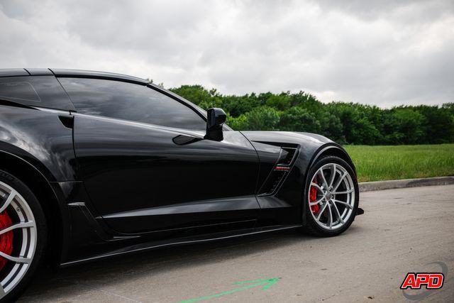 Photo of 2017 Black Chevrolet Corvette