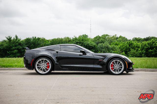 Photo of 2017 Black Chevrolet Corvette