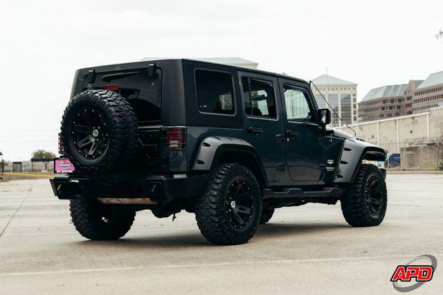 Photo of 2007 Blue Jeep Wrangler