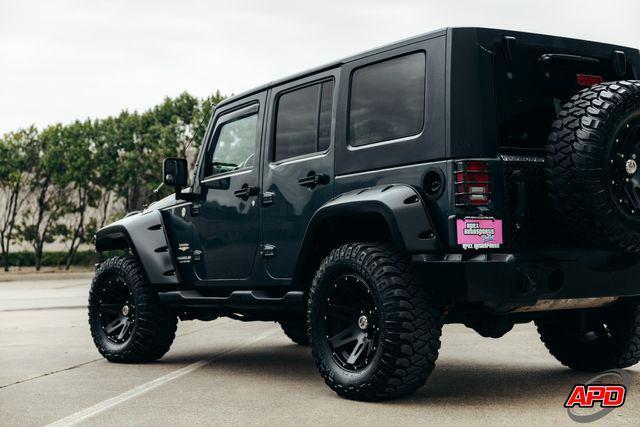 Photo of 2007 Blue Jeep Wrangler