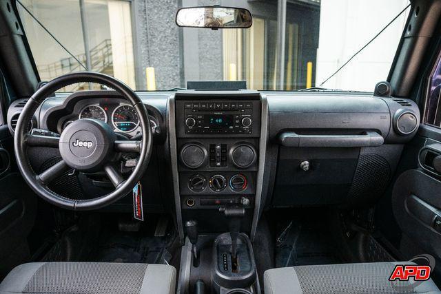 Photo of 2007 Blue Jeep Wrangler