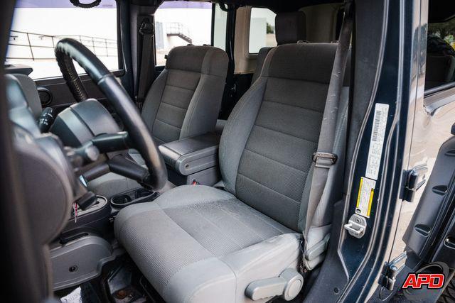 Photo of 2007 Blue Jeep Wrangler