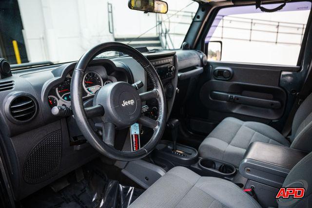 Photo of 2007 Blue Jeep Wrangler