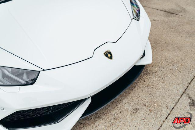 Photo of 2015 White Lamborghini Huracan