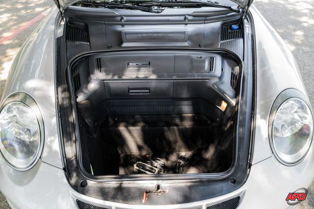 Photo of 2009 Silver Porsche 911