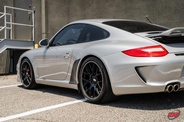 Photo of 2009 Silver Porsche 911