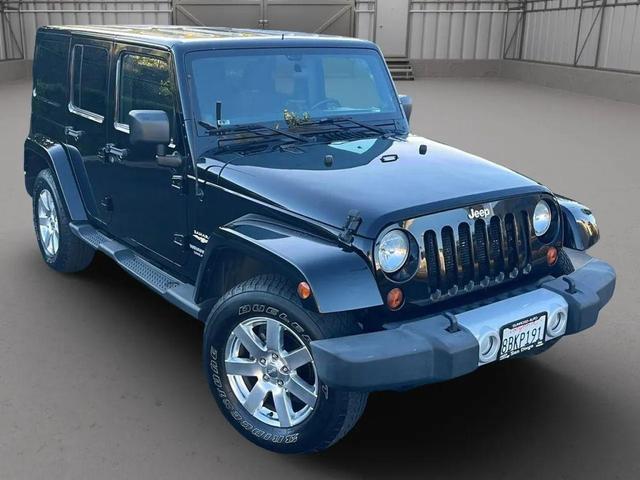 Photo of 2012 Black Clearcoat Jeep Wrangler Unlimited
