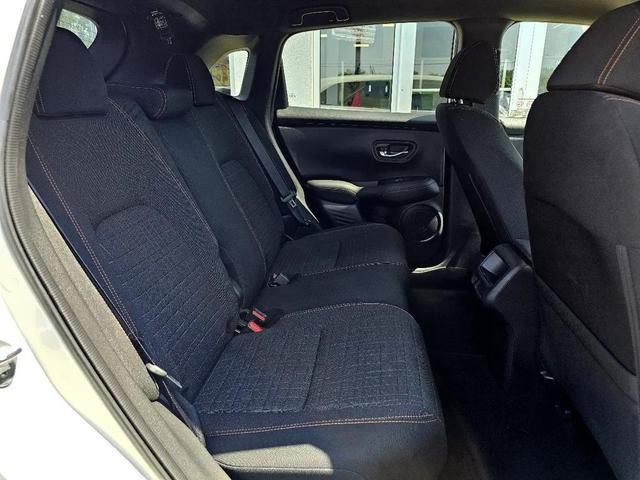 Photo of 2023 Platinum White Pearl Honda HR-V