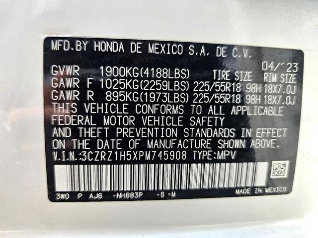 Photo of 2023 Platinum White Pearl Honda HR-V