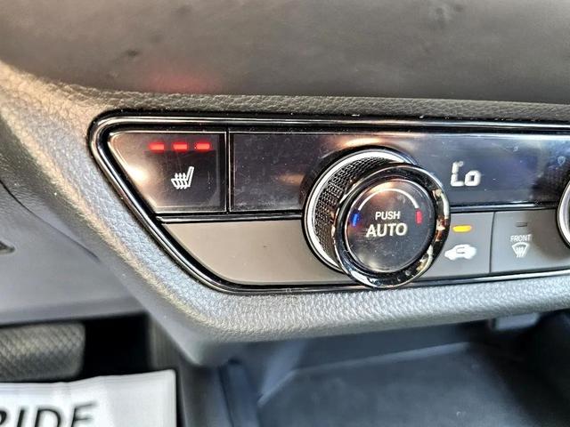 Photo of 2023 Platinum White Pearl Honda HR-V