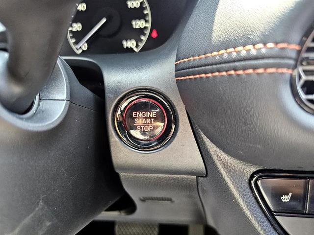 Photo of 2023 Platinum White Pearl Honda HR-V