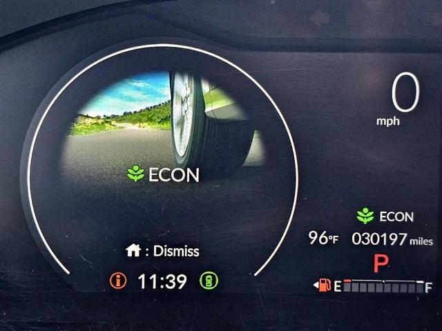 Photo of 2023 Platinum White Pearl Honda HR-V