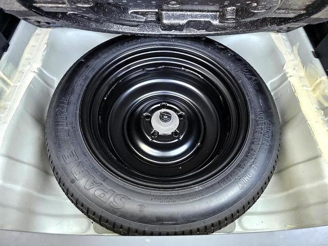 Photo of 2023 Platinum White Pearl Honda HR-V