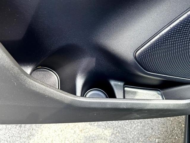 Photo of 2024 Iconic Silver Metallic Ford Escape