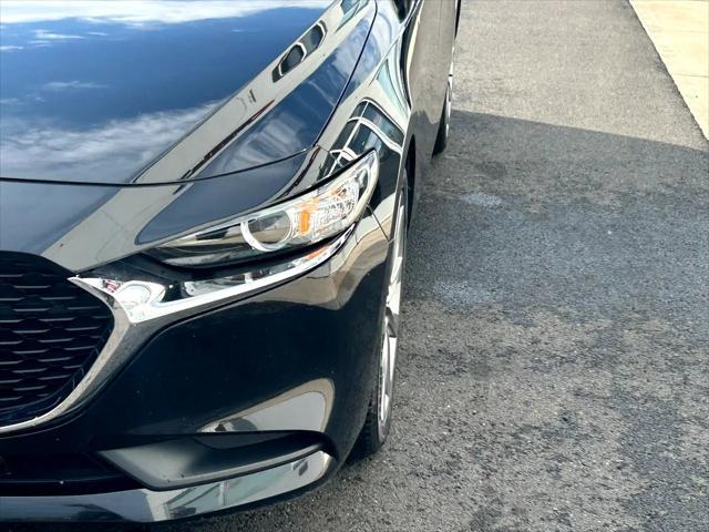 Photo of 2023 Jet Black Mica Mazda Mazda3