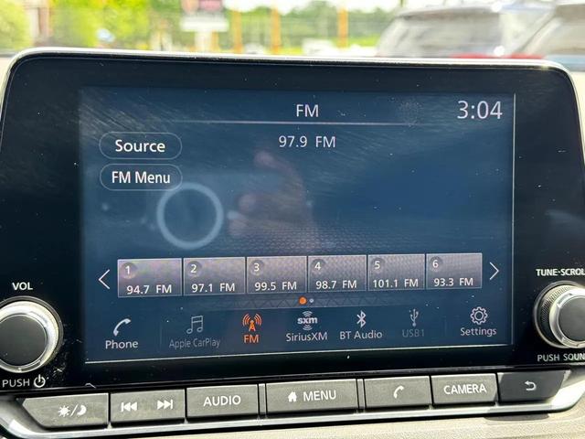 Photo of 2023 Super Black Nissan Rogue