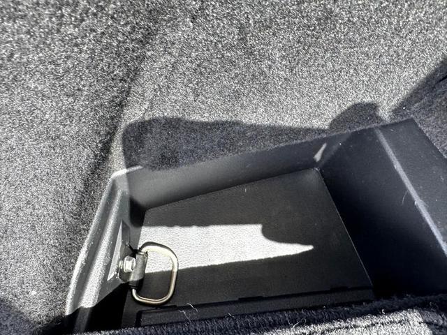 Photo of 2023 Super Black Nissan Rogue