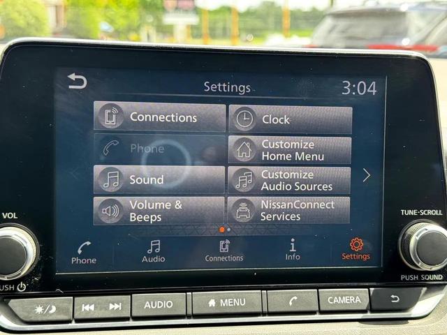 Photo of 2023 Super Black Nissan Rogue