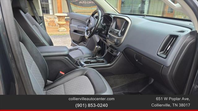 Photo of 2018 Gray Chevrolet Colorado