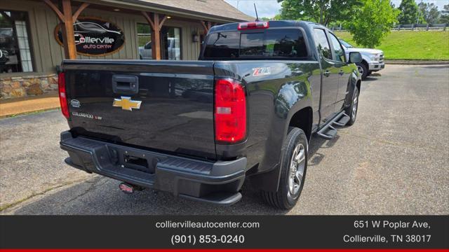 Photo of 2018 Gray Chevrolet Colorado