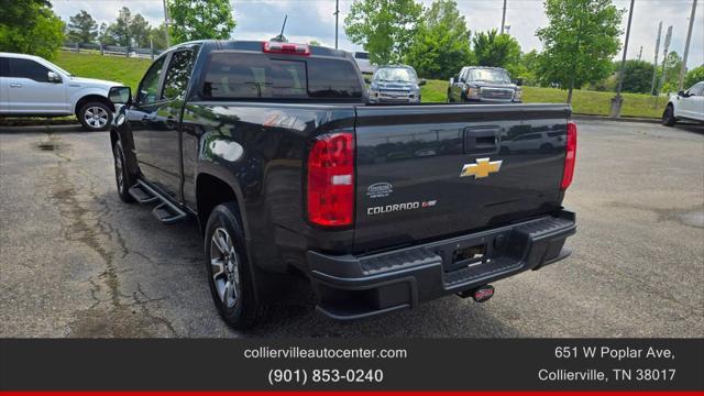 Photo of 2018 Gray Chevrolet Colorado