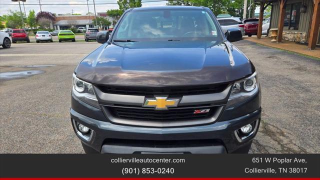 Photo of 2018 Gray Chevrolet Colorado