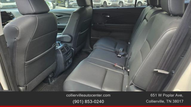 Photo of 2019 White Honda Pilot