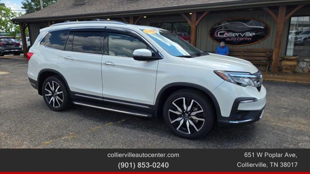 Photo of 2019 White Honda Pilot