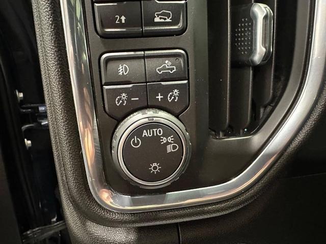 Photo of 2021 Northsky Blue Metallic Chevrolet Silverado 1500