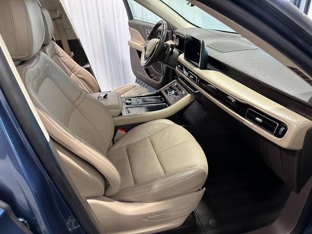 Photo of 2020 Blue Diamond Lincoln Aviator