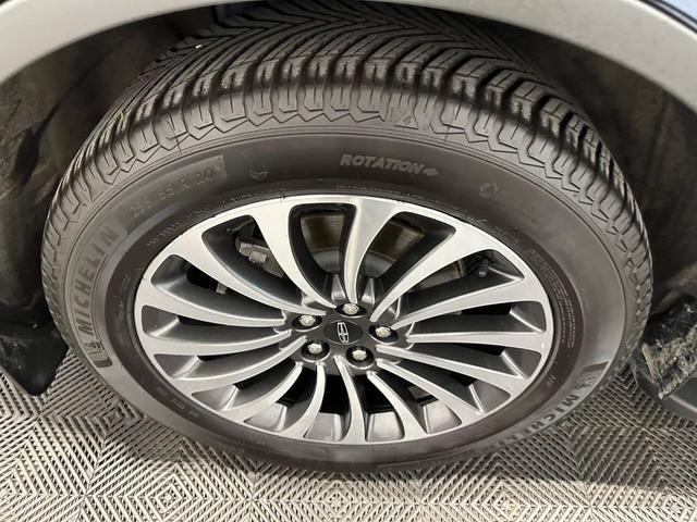 Photo of 2020 Blue Diamond Lincoln Aviator