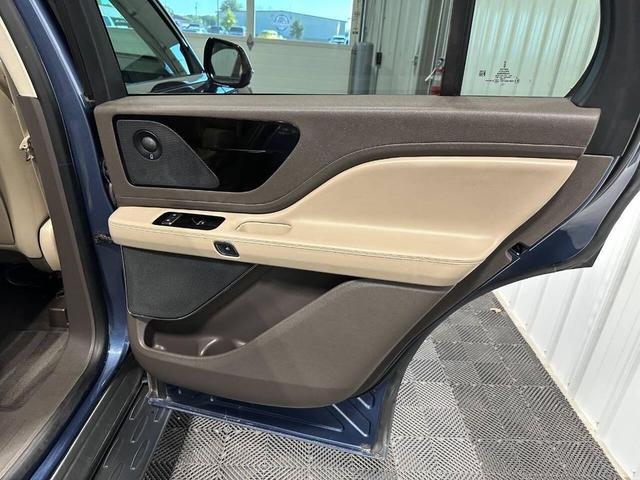 Photo of 2020 Blue Diamond Lincoln Aviator