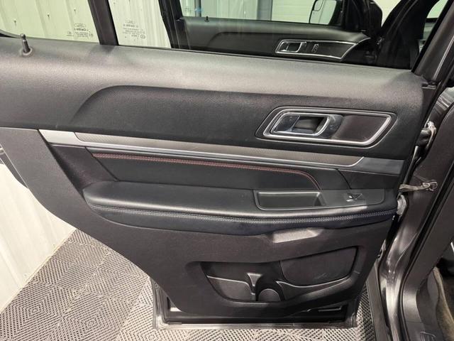Photo of 2017 Magnetic Ford Explorer