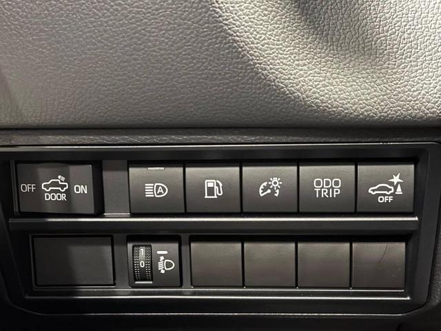 Photo of 2023 Celestial Silver Metallic Toyota Tundra Hybrid