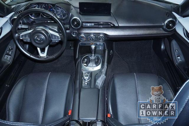 Photo of 2024 Aero Gray Mazda MX-5 Miata