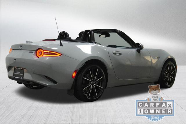 Photo of 2024 Aero Gray Mazda MX-5 Miata