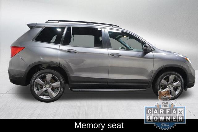 Photo of 2021 Modern Steel Metallic Honda Passport