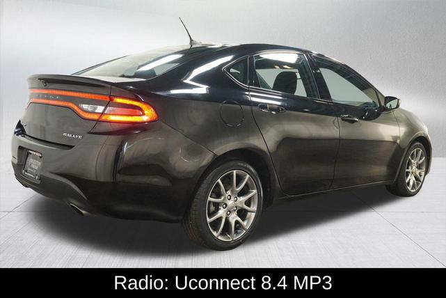 Photo of 2015 Pitch Black Clearcoat Dodge Dart