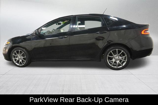 Photo of 2015 Pitch Black Clearcoat Dodge Dart