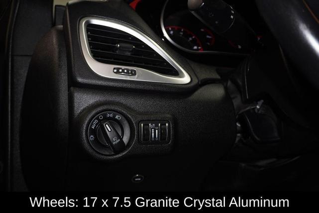 Photo of 2015 Pitch Black Clearcoat Dodge Dart