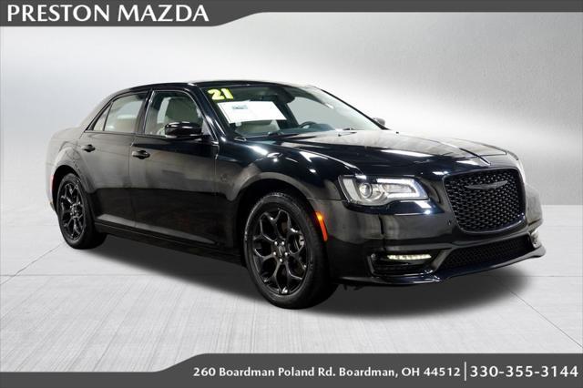 2021 Chrysler 300