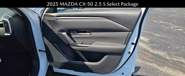 Photo of 2025 wind chill pearl Mazda CX-50