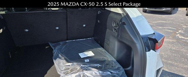 Photo of 2025 wind chill pearl Mazda CX-50