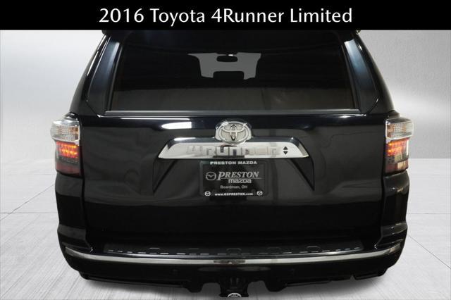 Photo of 2016 Midnight Black Metallic Toyota 4Runner