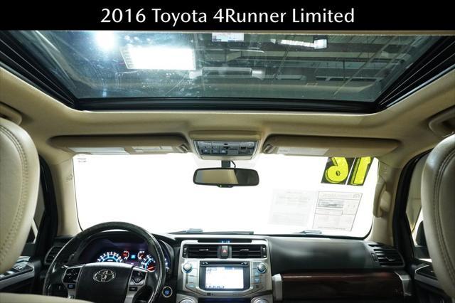 Photo of 2016 Midnight Black Metallic Toyota 4Runner