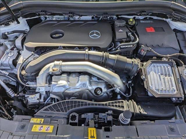 Photo of 2025 Polar White Mercedes-Benz GLA 250