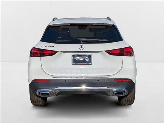 Photo of 2025 Polar White Mercedes-Benz GLA 250