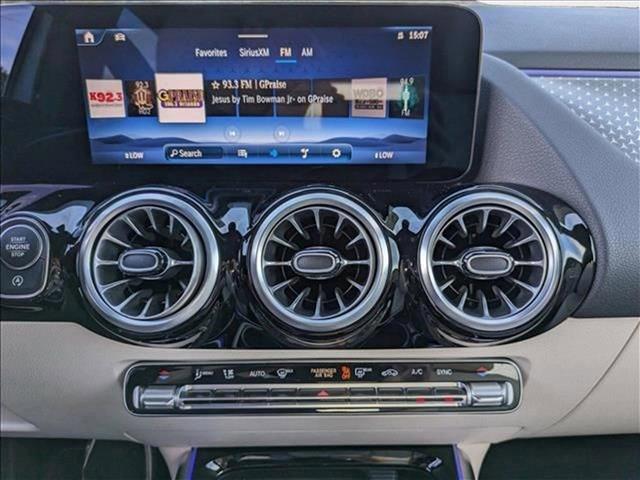 Photo of 2025 Polar White Mercedes-Benz GLA 250