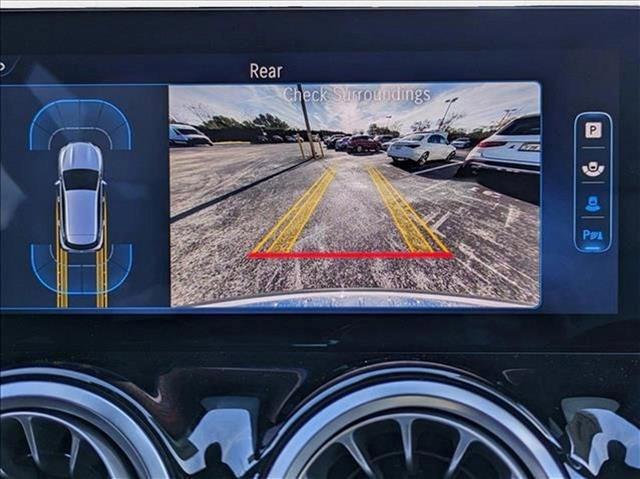 Photo of 2025 Polar White Mercedes-Benz GLA 250